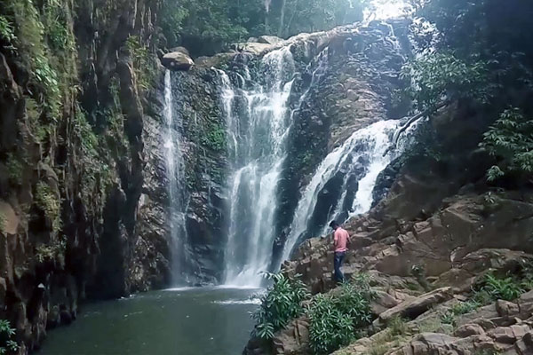 Gudguda Waterfall